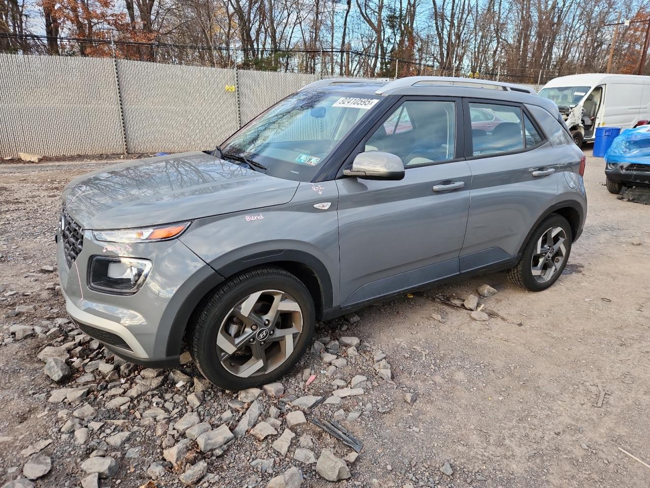 Lot #3315985088 2023 HYUNDAI VENUE SEL