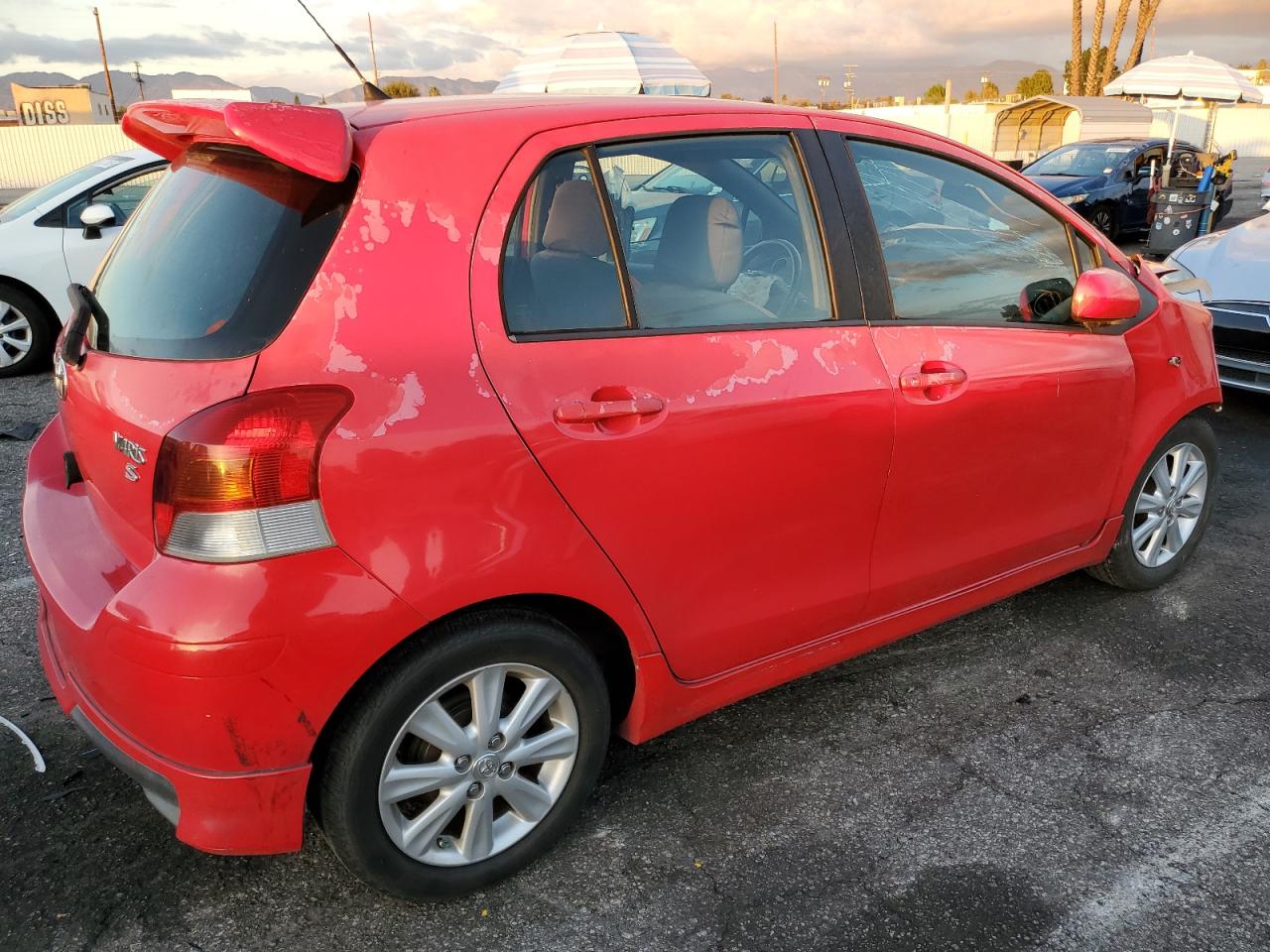 TOYOTA YARIS