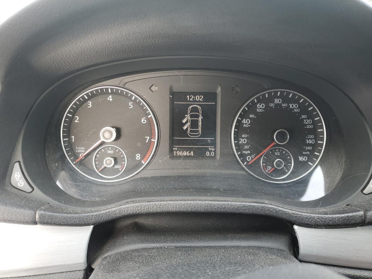 VOLKSWAGEN PASSAT SE