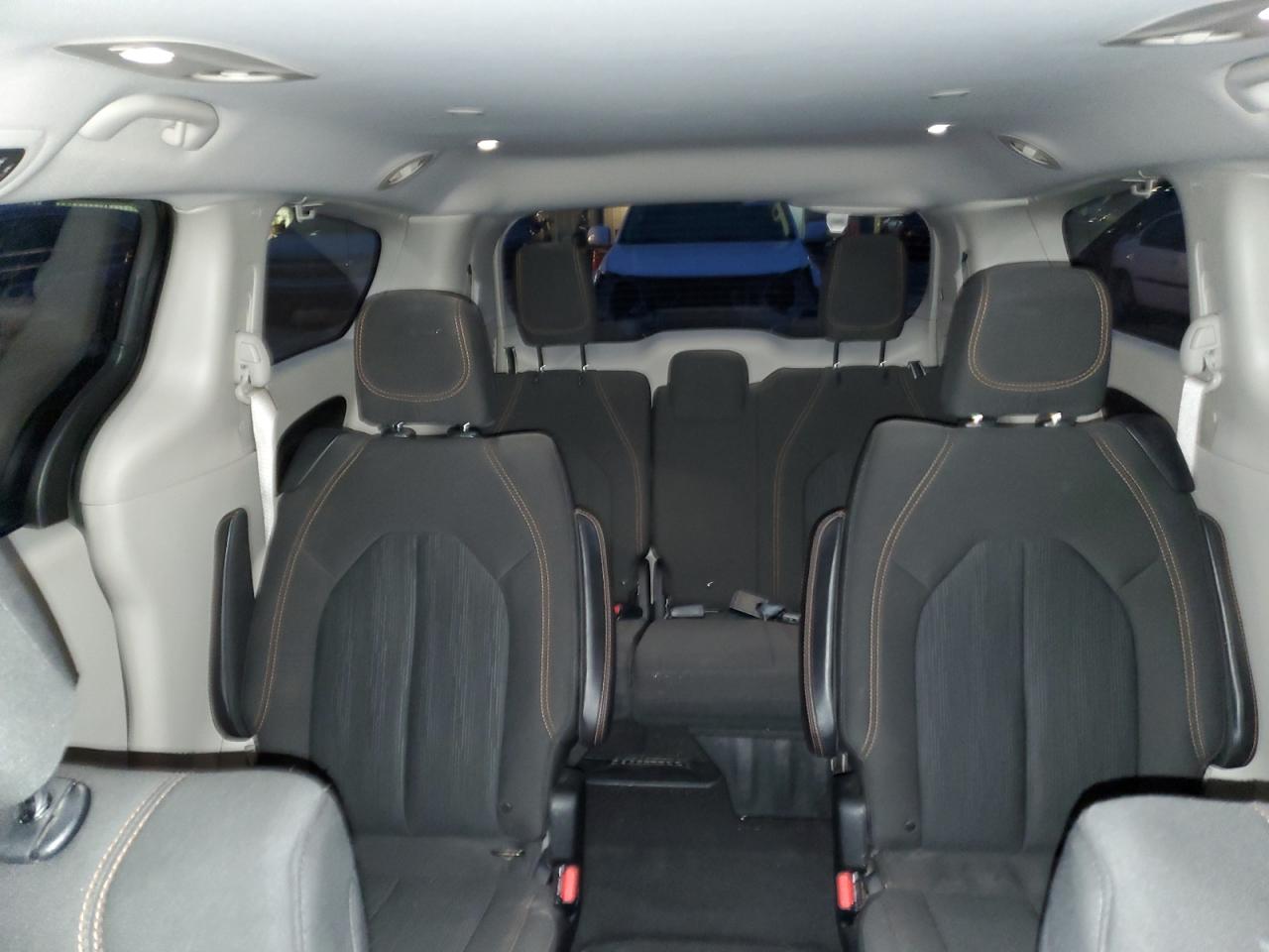 CHRYSLER PACIFICA TOURING