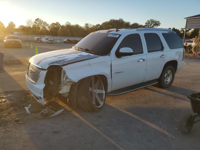 Global Auto Auctions: 2007 GMC YUKON DENA