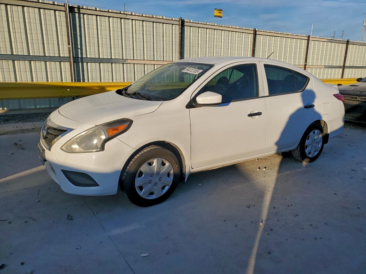 NISSAN VERSA S