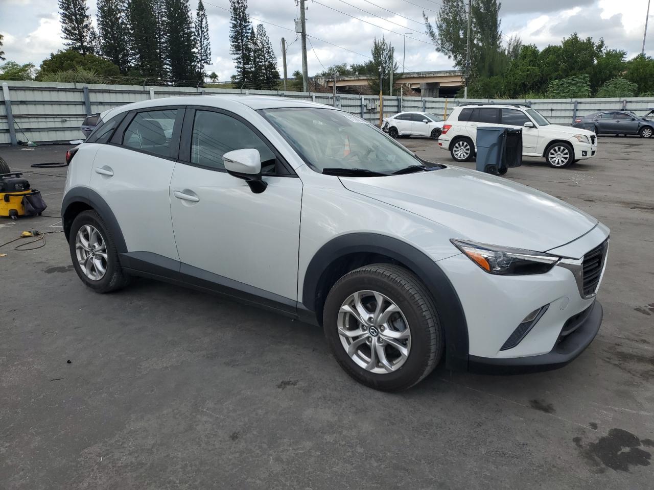 MAZDA CX-3 SPORT