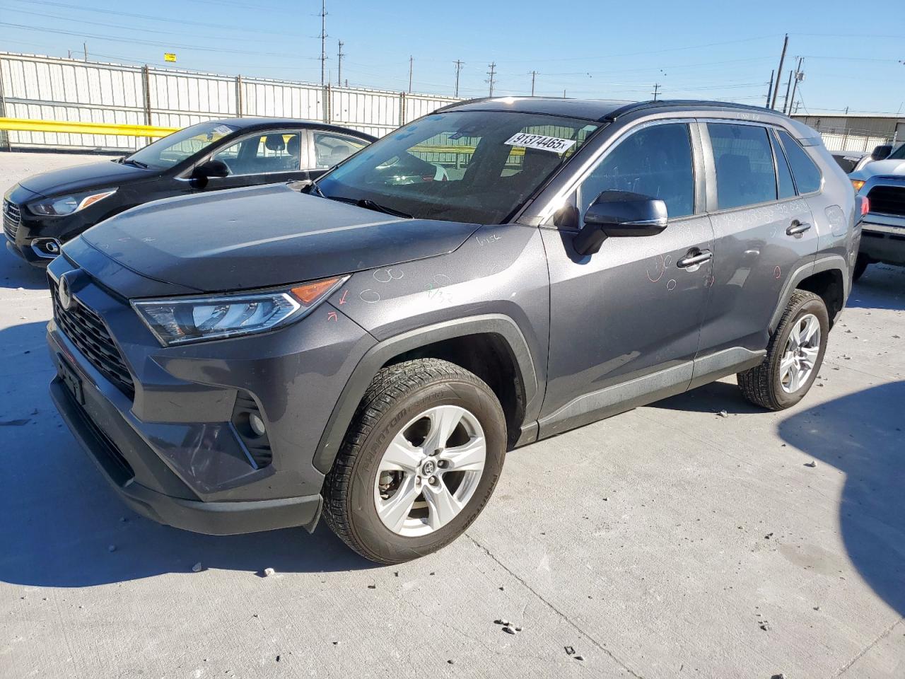TOYOTA RAV4 XLE