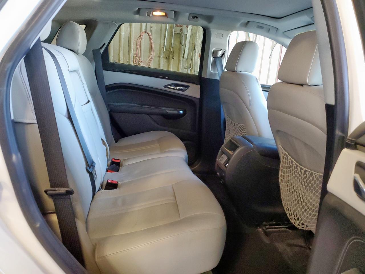 CADILLAC SRX LUXURY COLLECTION