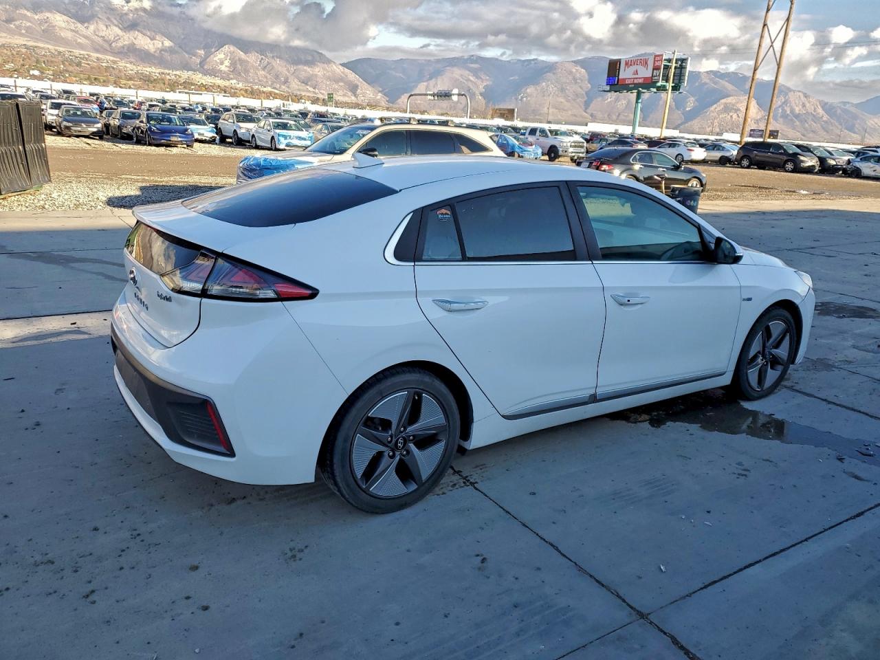 HYUNDAI IONIQ LIMITED