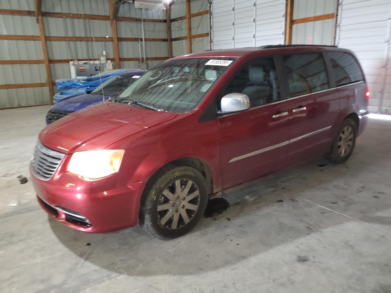 CHRYSLER TOWN & COUNTRY TOURING L