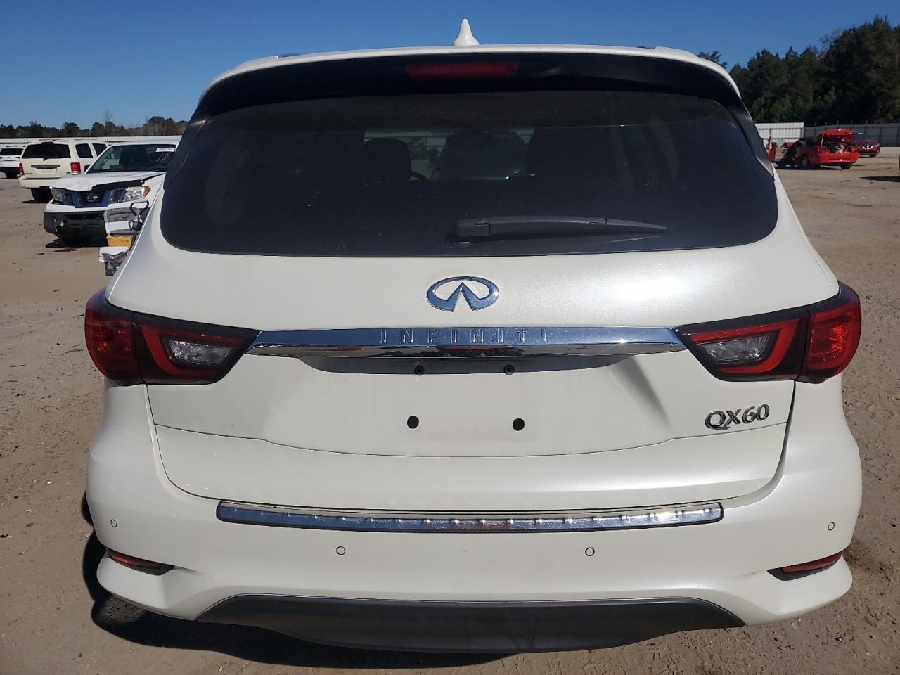 INFINITI QX60 LUXE