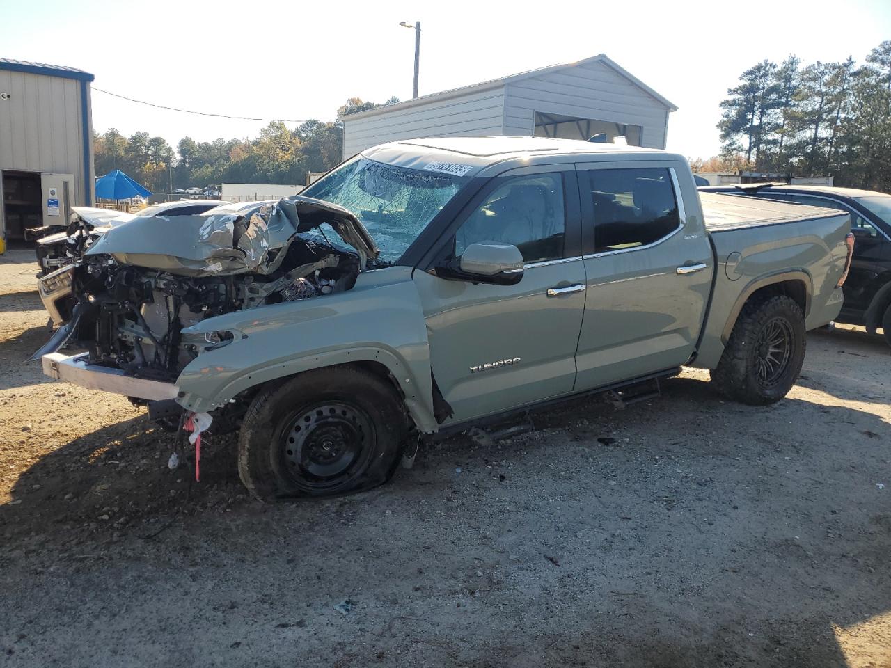 TOYOTA TUNDRA CREWMAX LIMITED