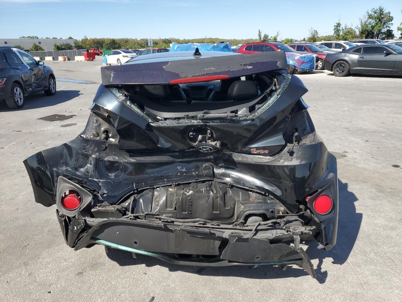 HYUNDAI VELOSTER TURBO