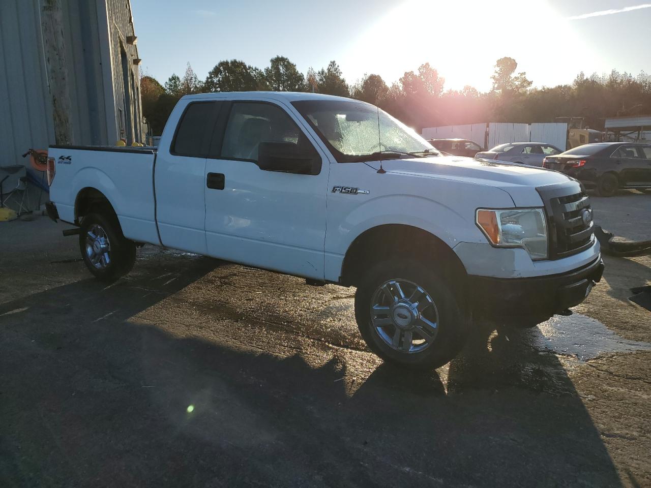 FORD F-150 SUPER CAB