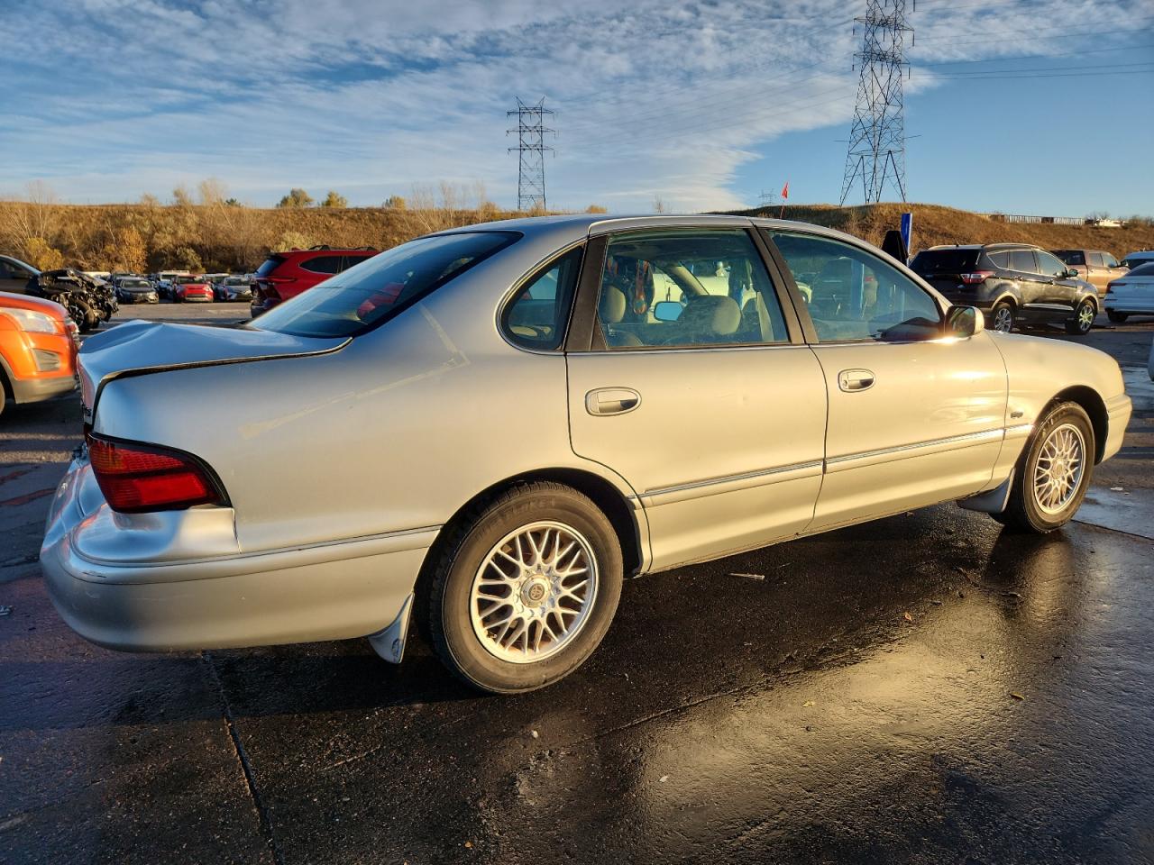 Lot #3285016935 1999 TOYOTA AVALON XL