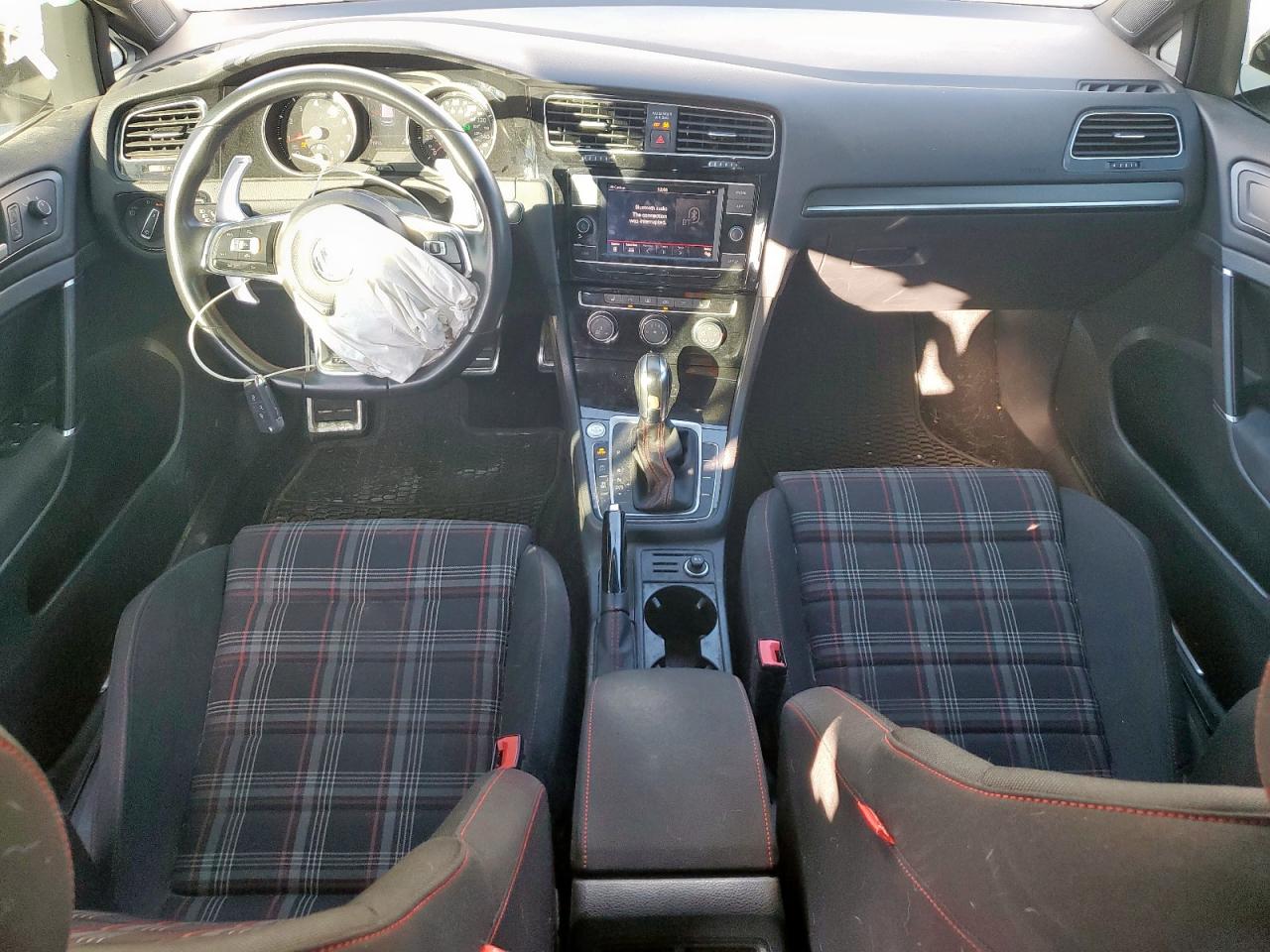 VOLKSWAGEN GOLF GTI S