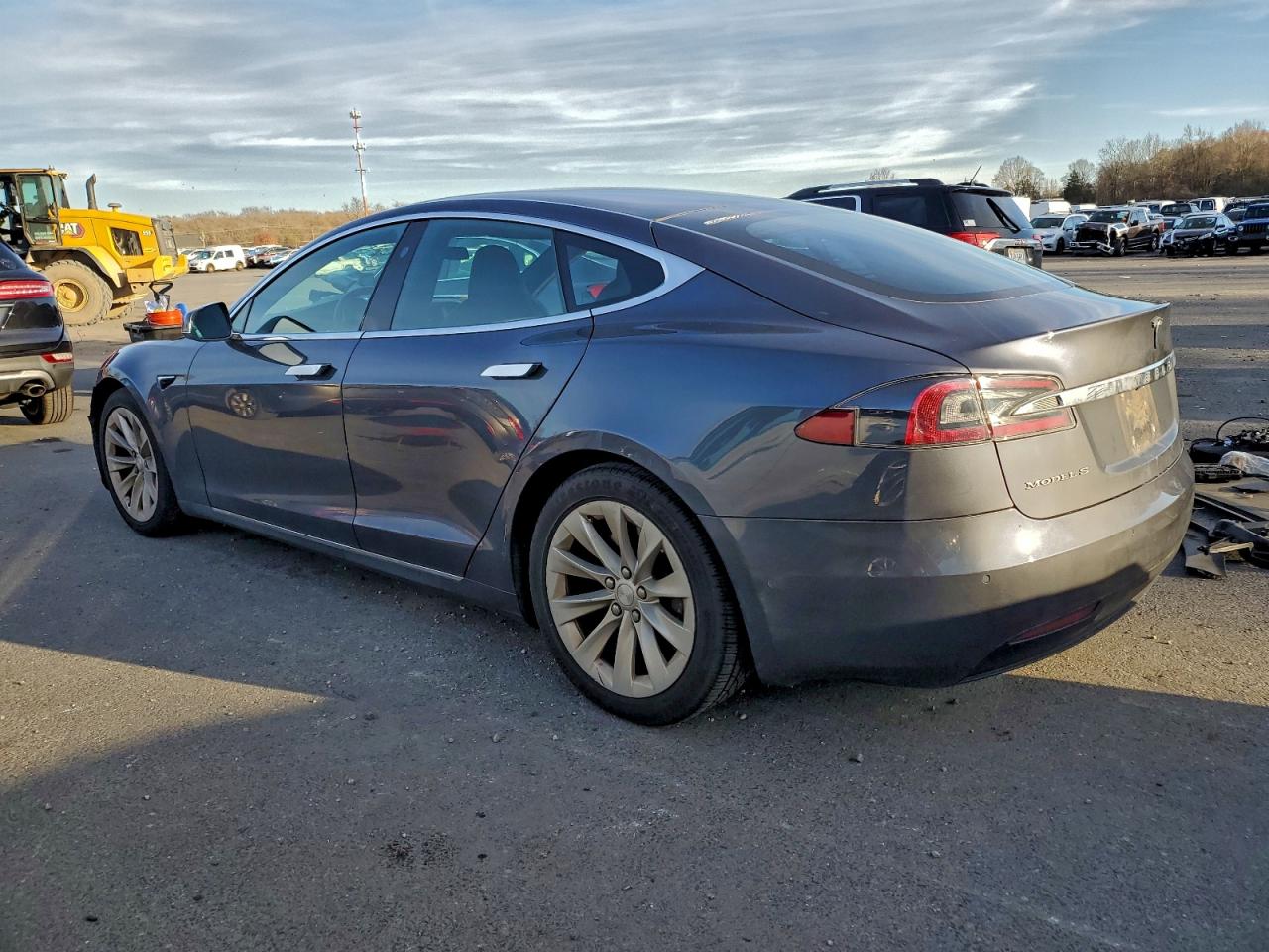 TESLA MODEL S