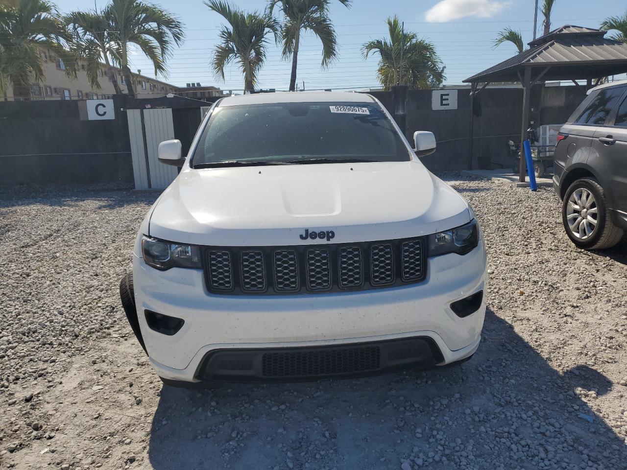 JEEP GRAND CHEROKEE LAREDO