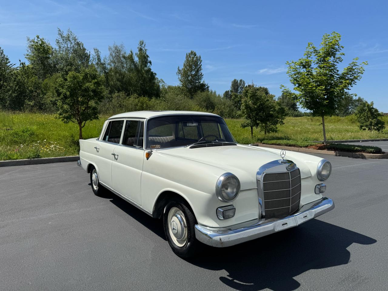 Lot #3296212429 1965 MERCEDES-BENZ 190