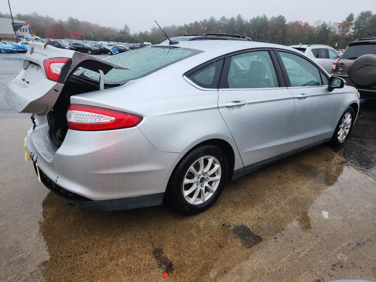 FORD FUSION S