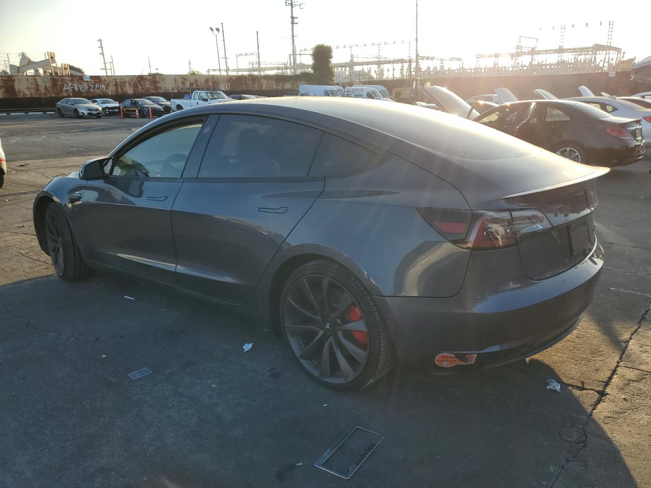 TESLA MODEL 3
