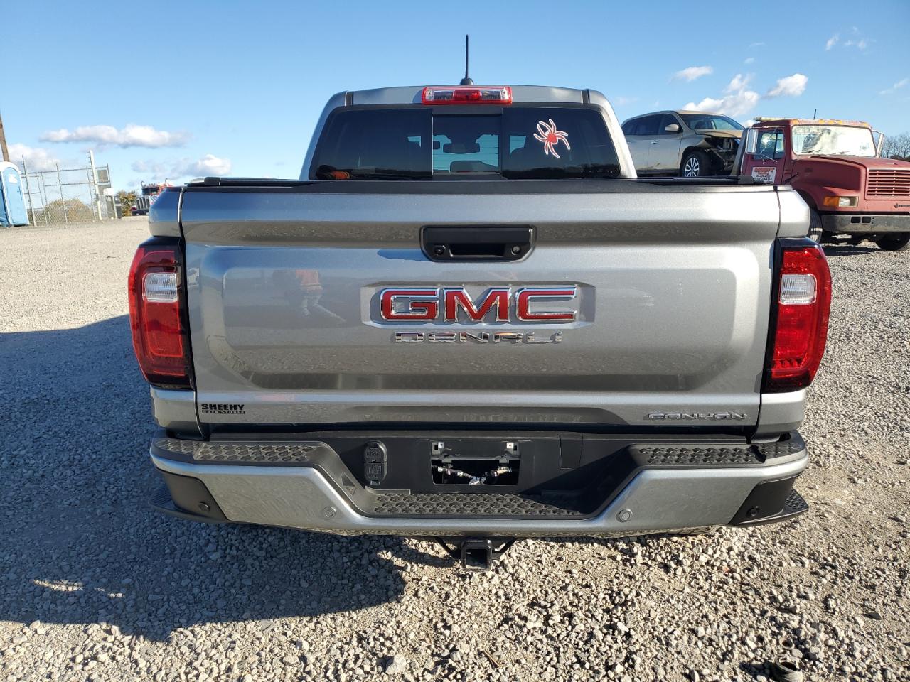 GMC CANYON DENALI
