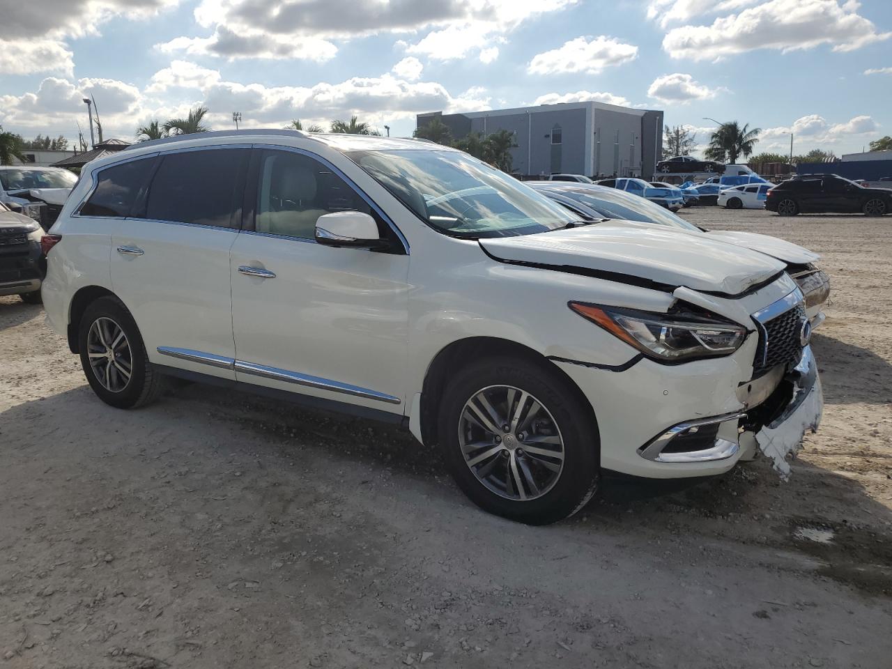 INFINITI QX60 LUXE
