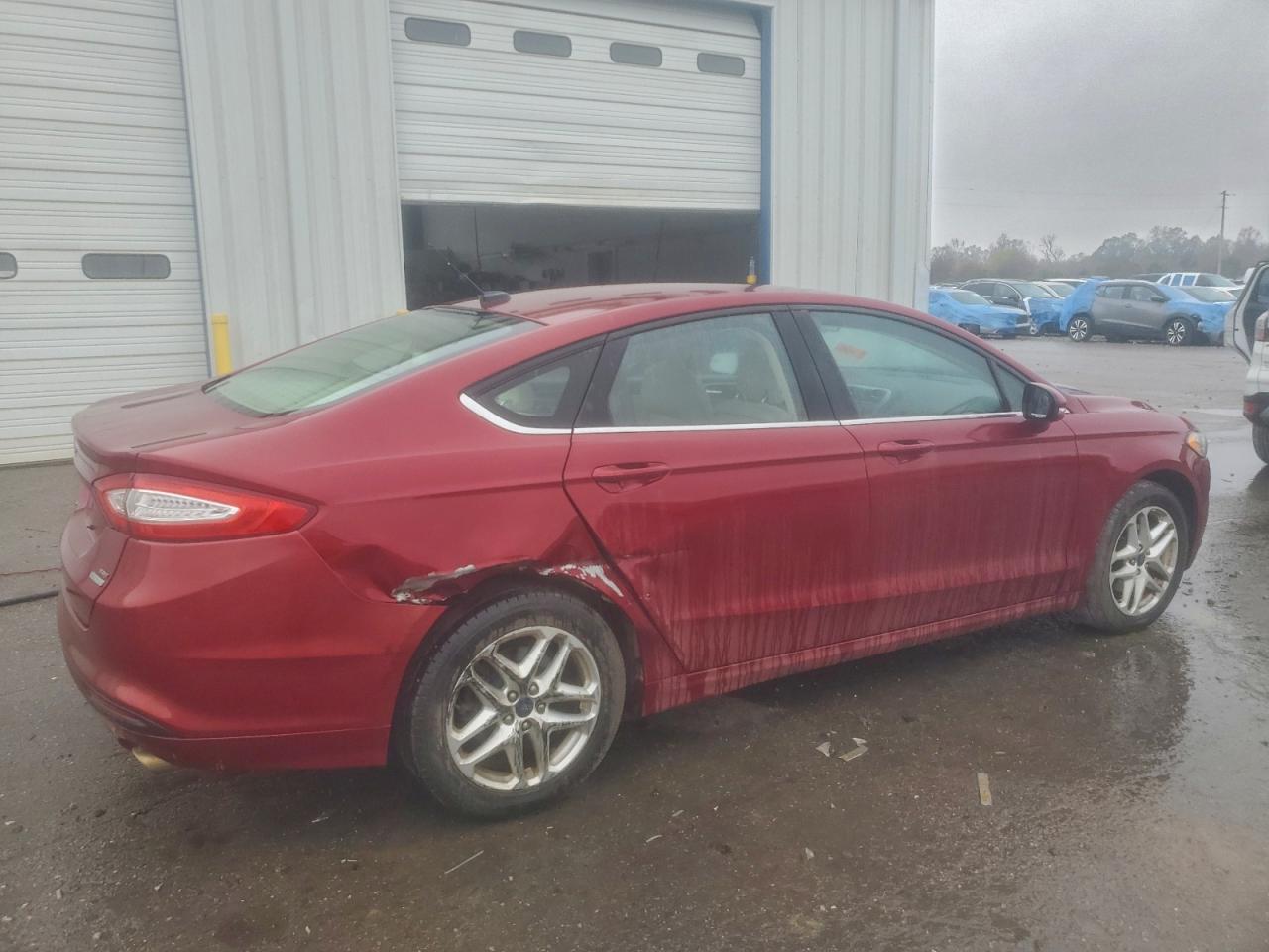 FORD FUSION SE