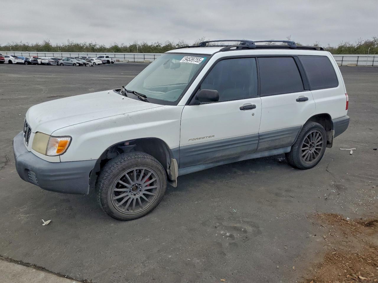 Lot #3303861782 2001 SUBARU FORESTER L