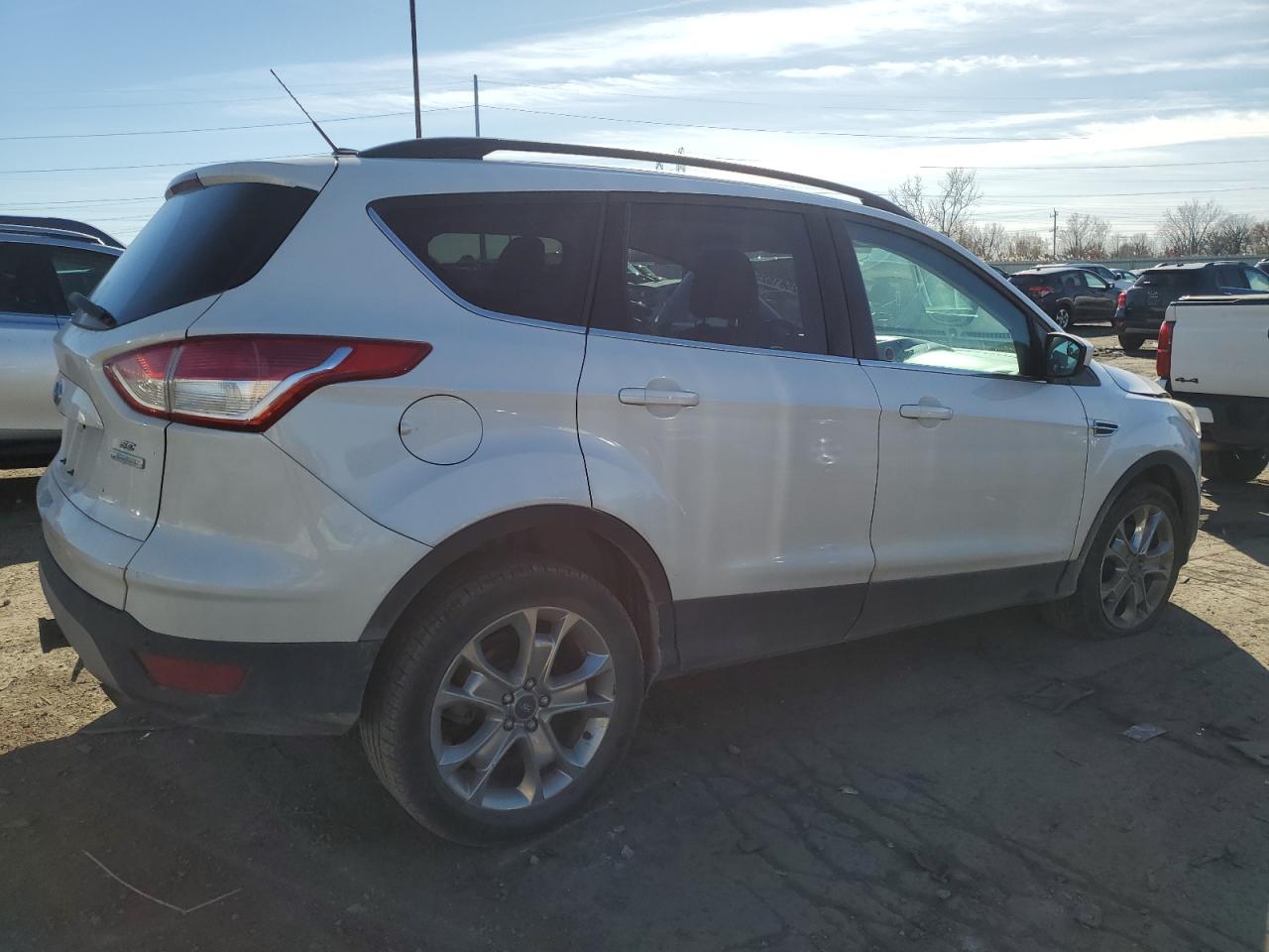 FORD ESCAPE SE