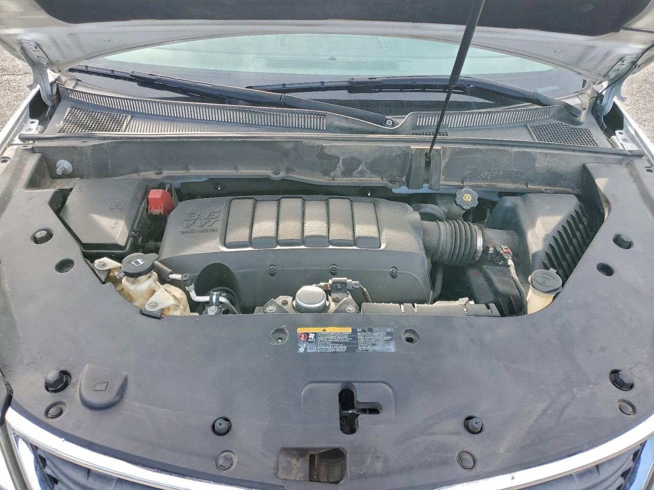 CHEVROLET TRAVERSE LS