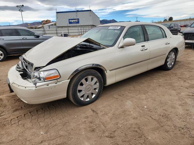 2003 LINCOLN TOWN CAR C #3290267256