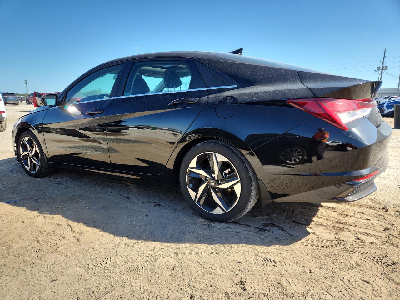 HYUNDAI ELANTRA LIMITED