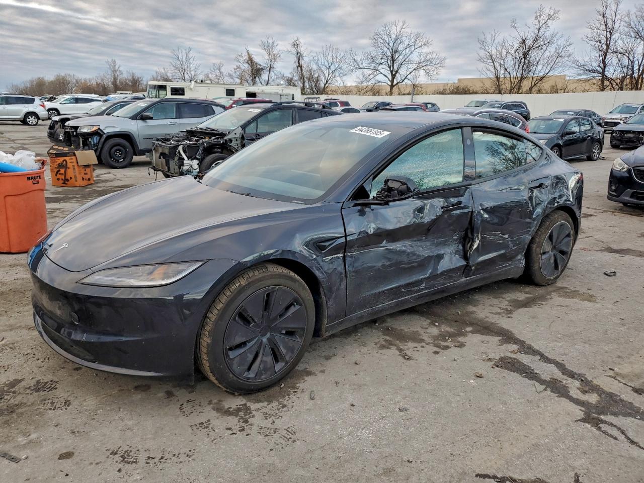Lot #3301599627 2024 TESLA MODEL 3