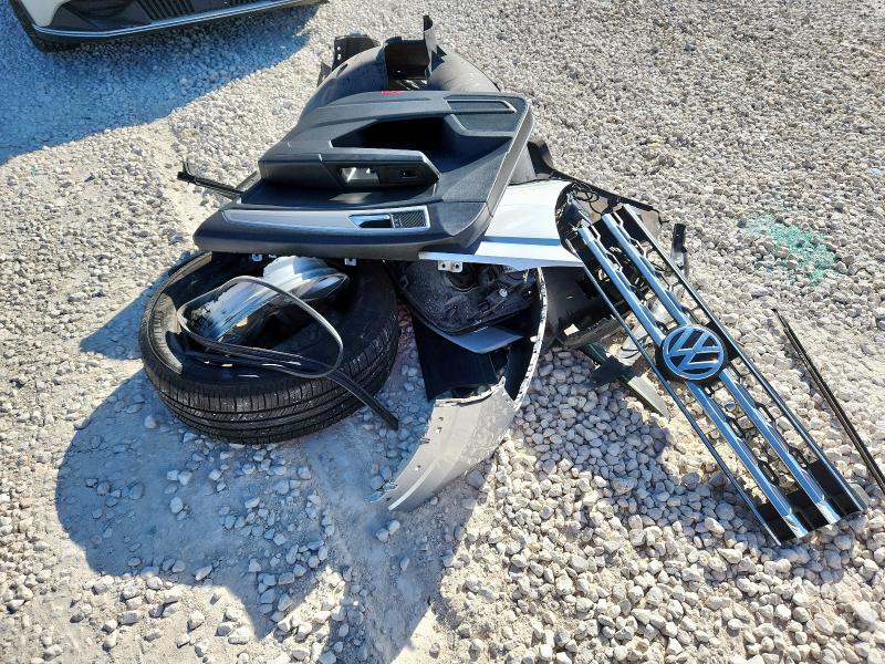 2018 VOLKSWAGEN ATLAS SE - 1V2KR2CA4JC566286