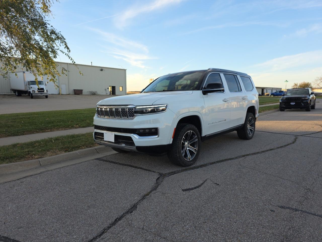 JEEP GRAND WAGONEER SERIES I