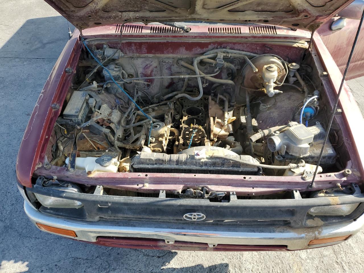 Lot #3278808653 1992 TOYOTA PICKUP 1/2