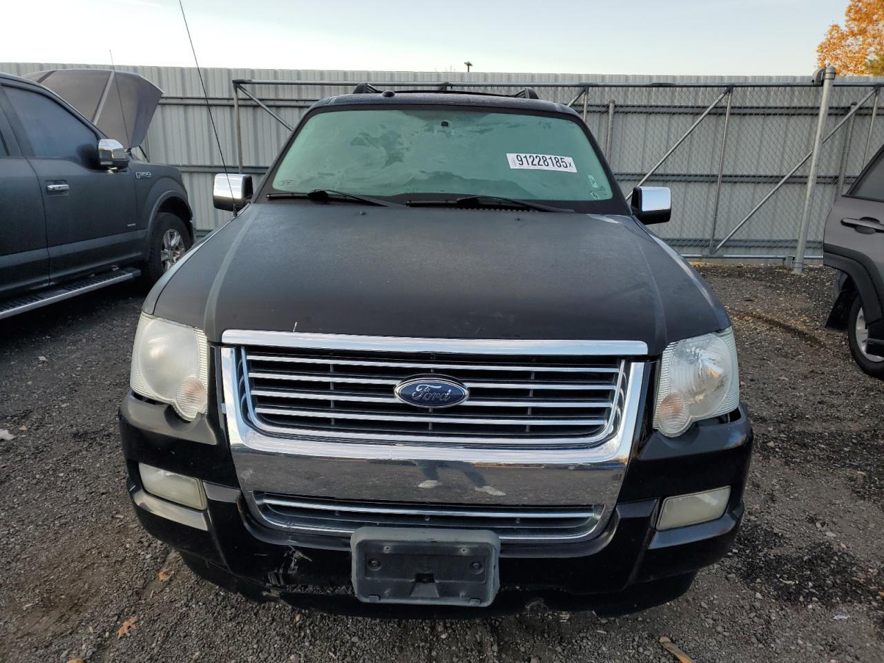 FORD EXPLORER LIMITED