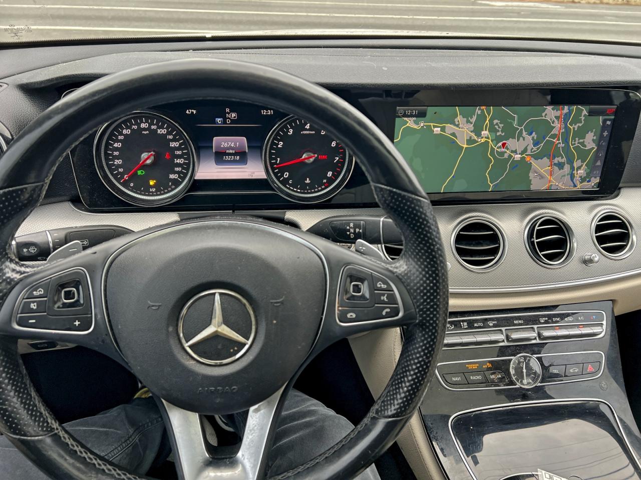 MERCEDES-BENZ E-CLASS 300