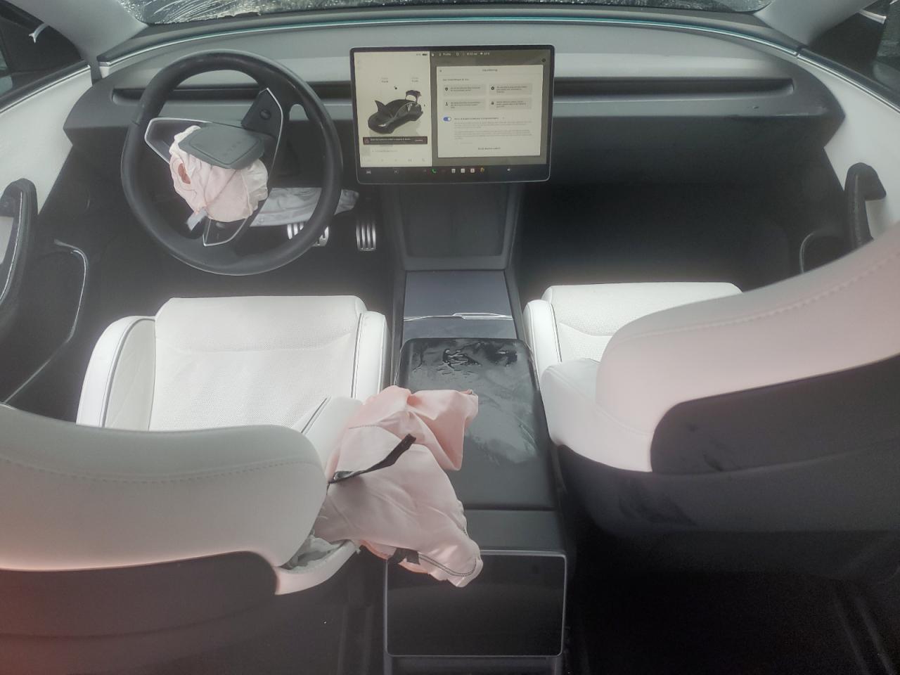 Lot #3317026076 2024 TESLA MODEL 3