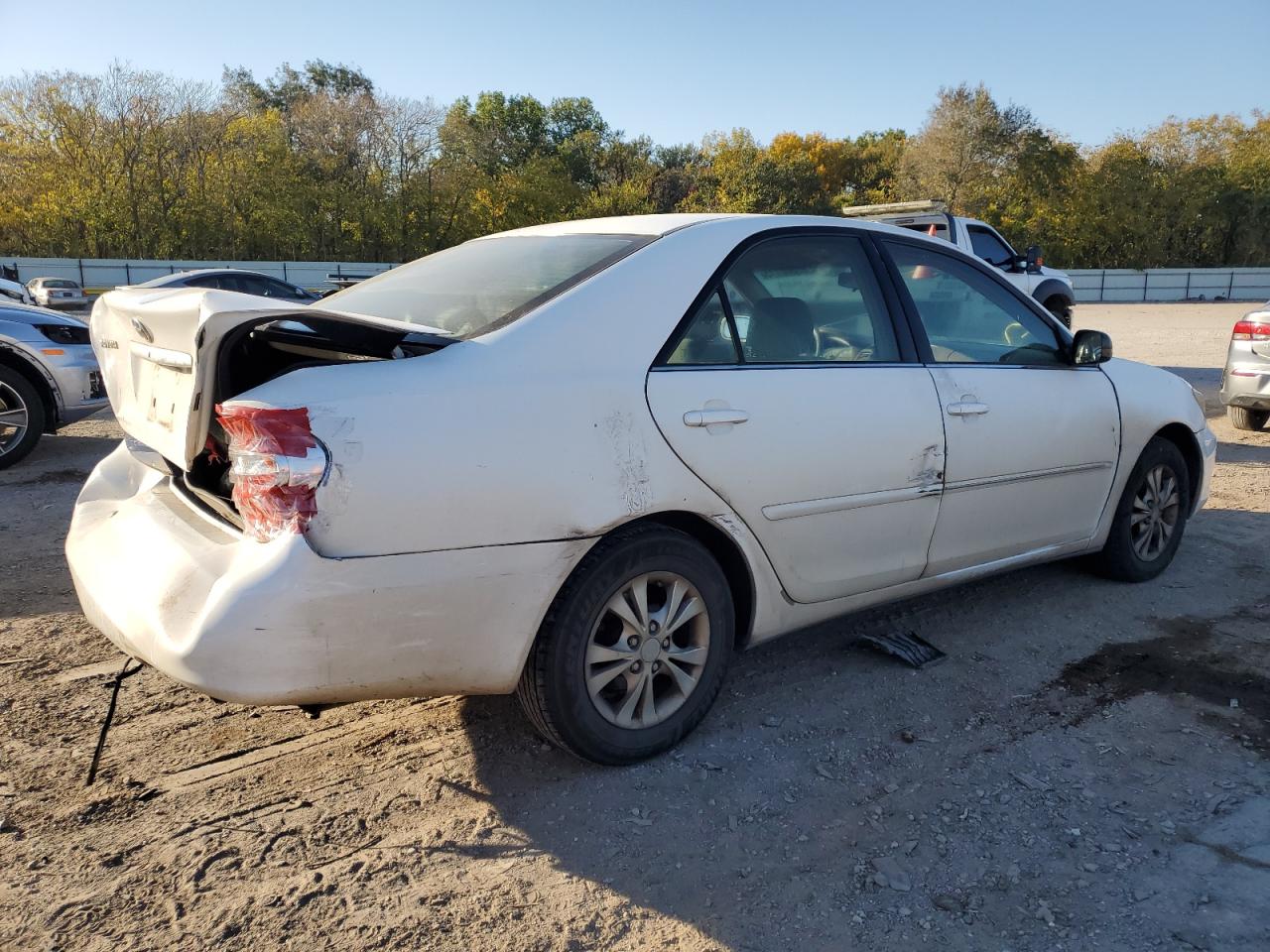 Lot #3318864918 2004 TOYOTA CAMRY LE