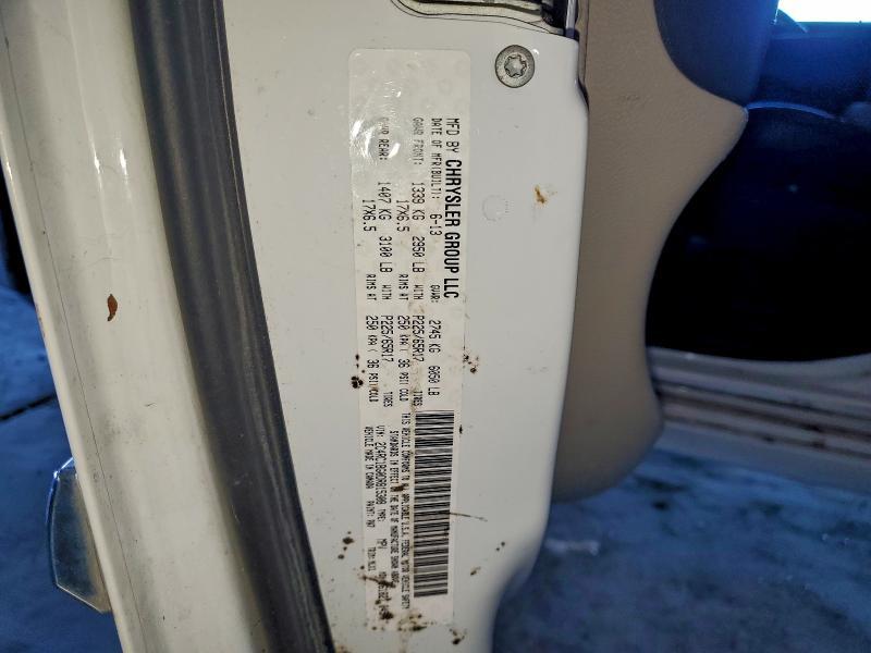 2013 CHRYSLER TOWN & COU #3296337445