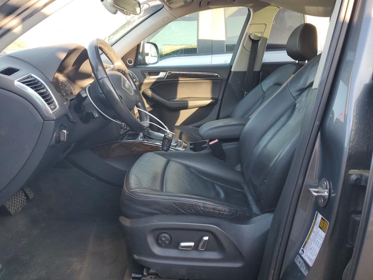 AUDI Q5 PREMIUM PLUS