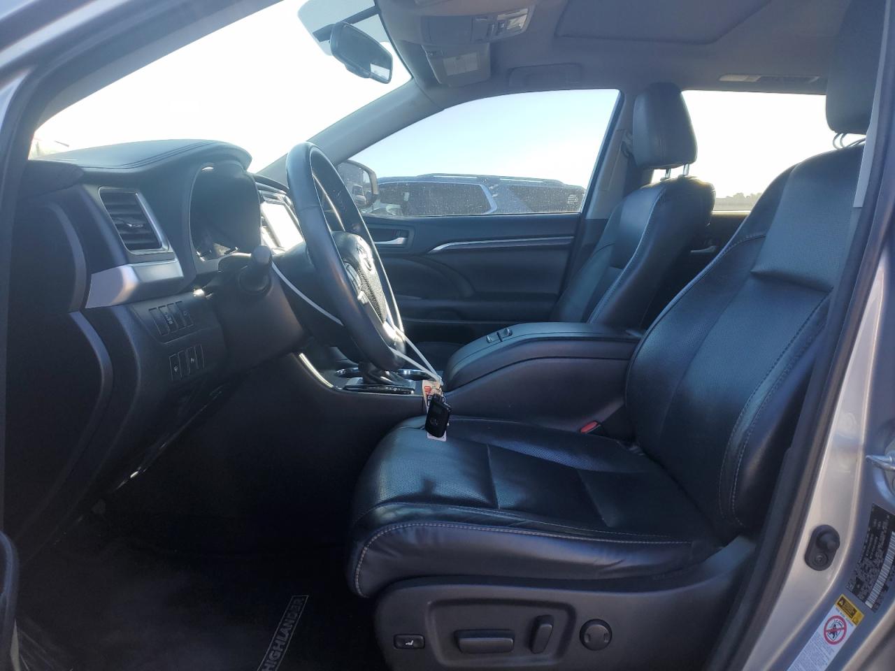 TOYOTA HIGHLANDER LIMITED