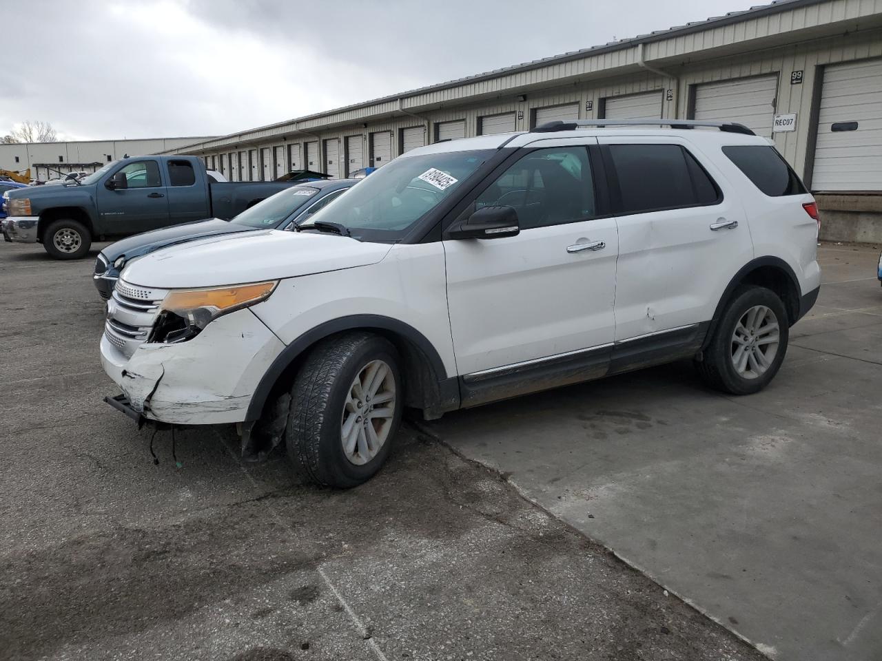 FORD EXPLORER XLT