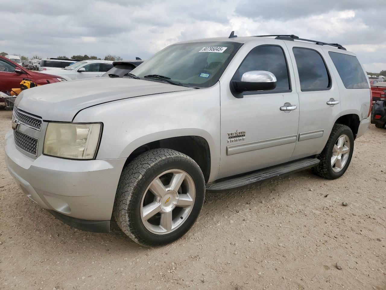 CHEVROLET TAHOE C1500 LS