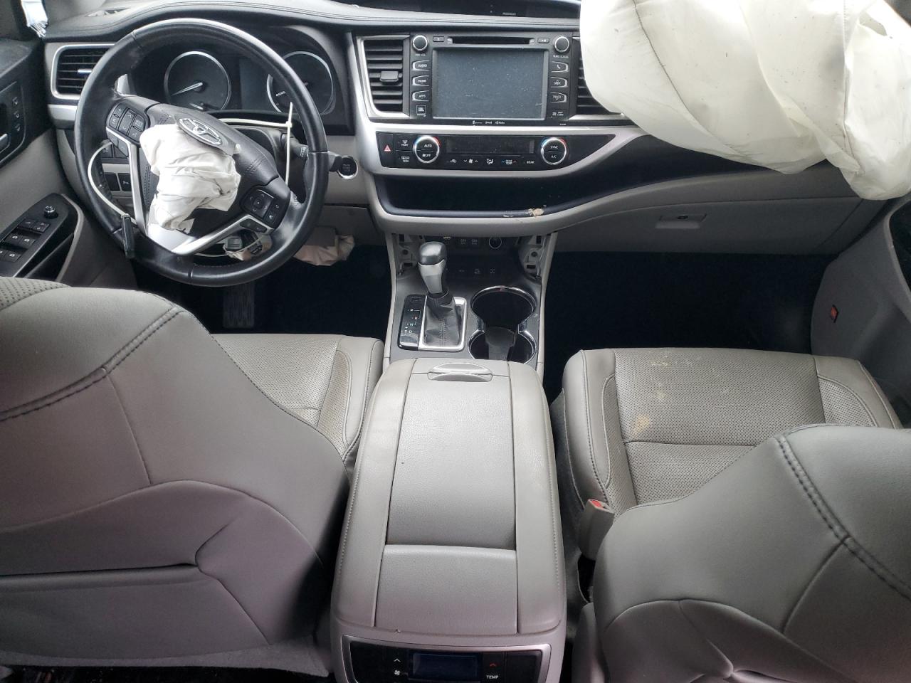 TOYOTA HIGHLANDER LIMITED