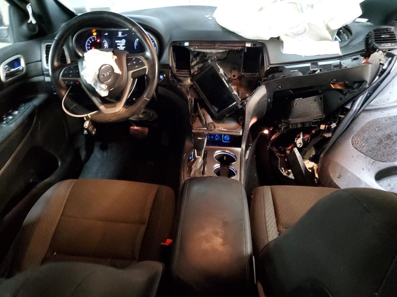 JEEP GRAND CHEROKEE LAREDO