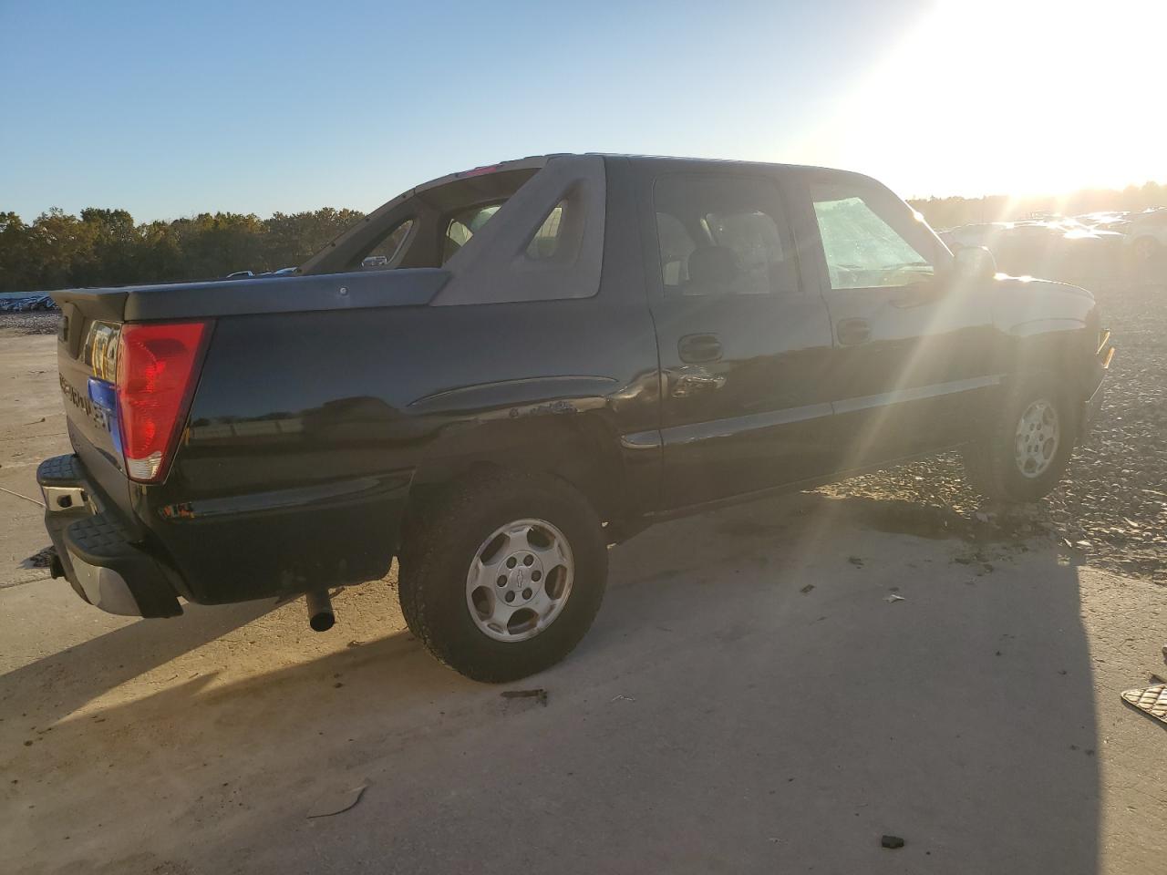 Lot #3292704595 2005 CHEVROLET AVALANCHE