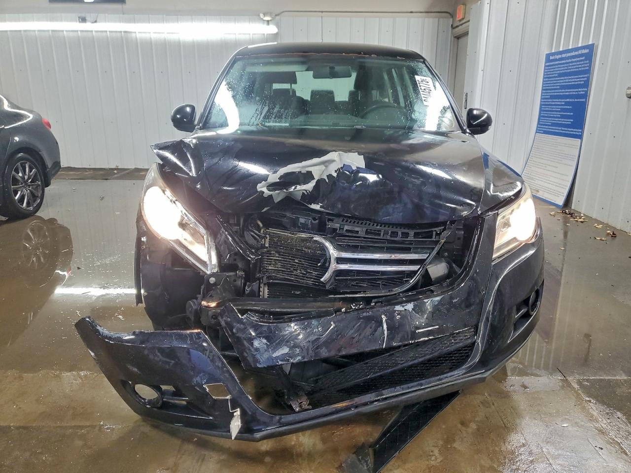 VOLKSWAGEN TIGUAN SE