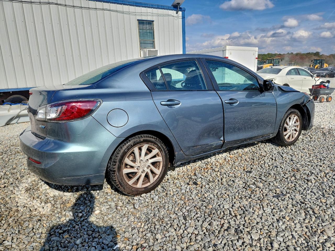 MAZDA 3 I