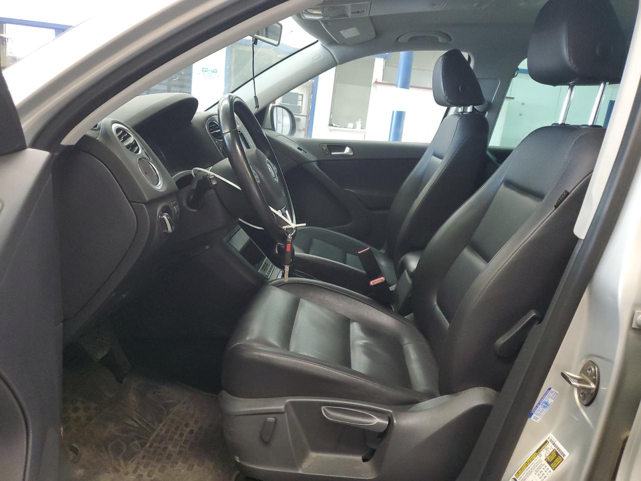 Lot #3311662236 2011 VOLKSWAGEN TIGUAN