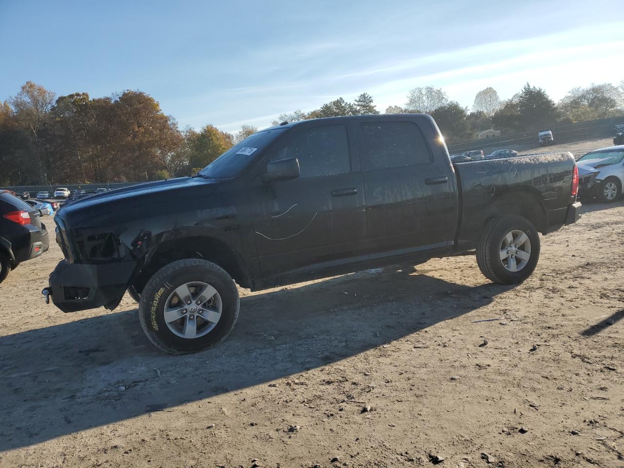 Lot #3297118521 2019 RAM 1500 CLASS